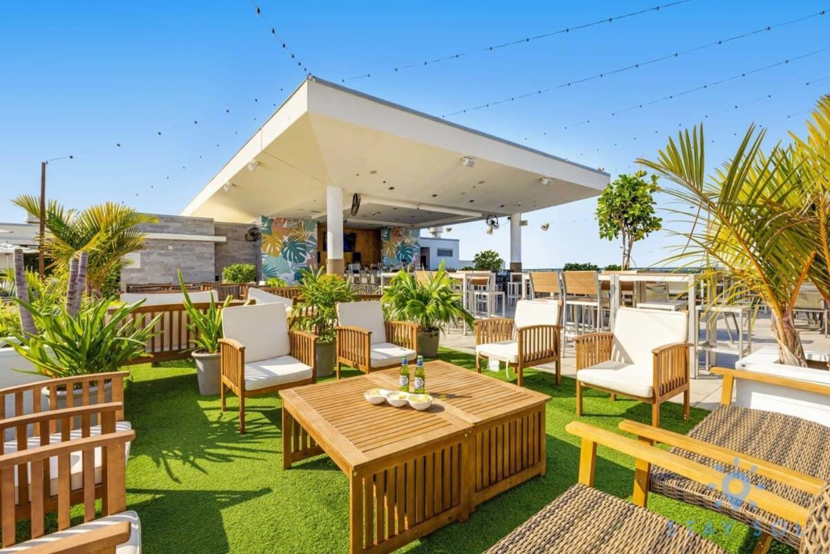 Lx Oasis Beachfront-Rt Infinity Pool Hollywood Kültér fotó